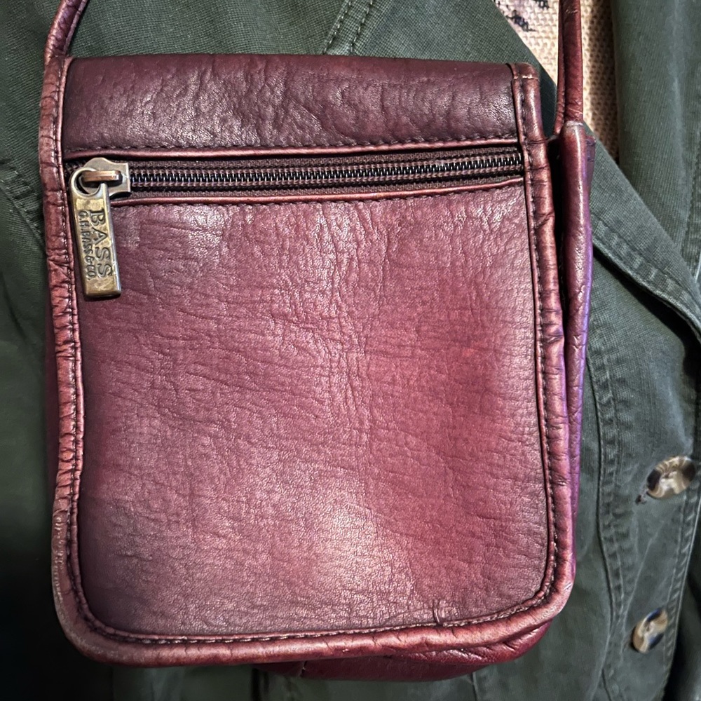 Bass purse